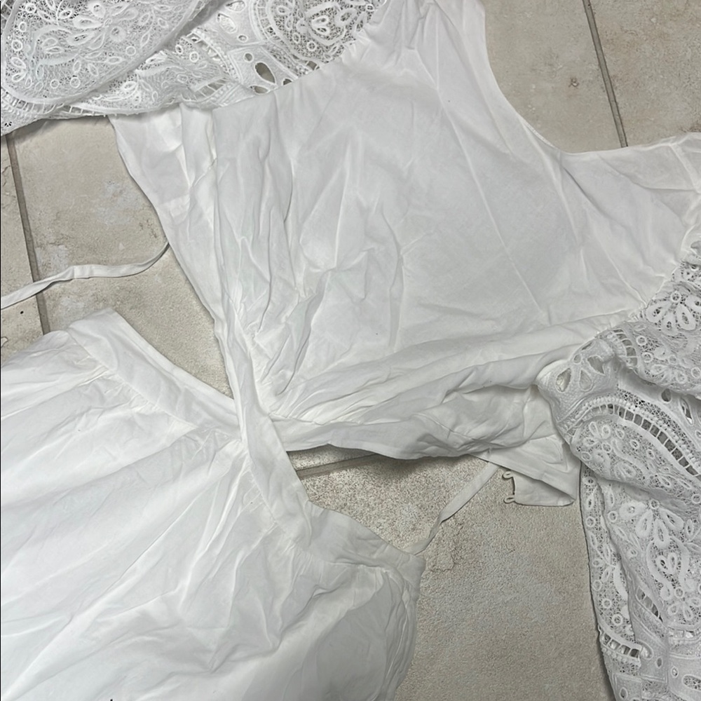 Chicwish White Lace Midi Dress - Picture 2 of 4